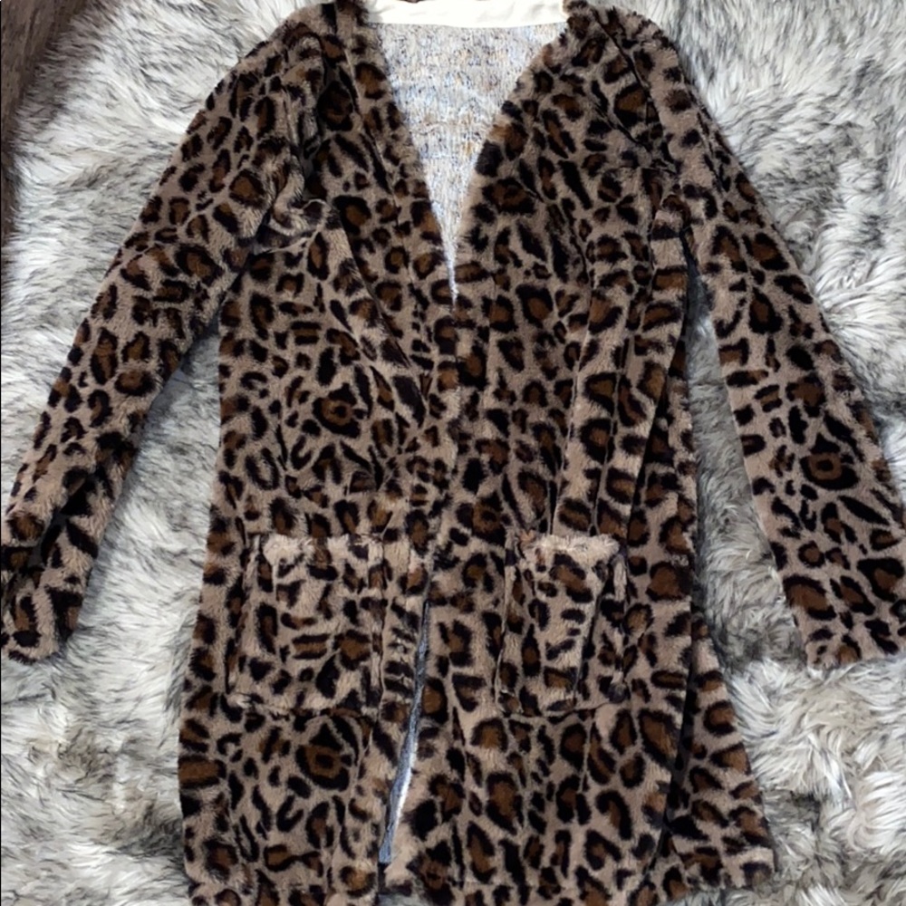 Cheetah Print cardigan. Super soft fuzzy material